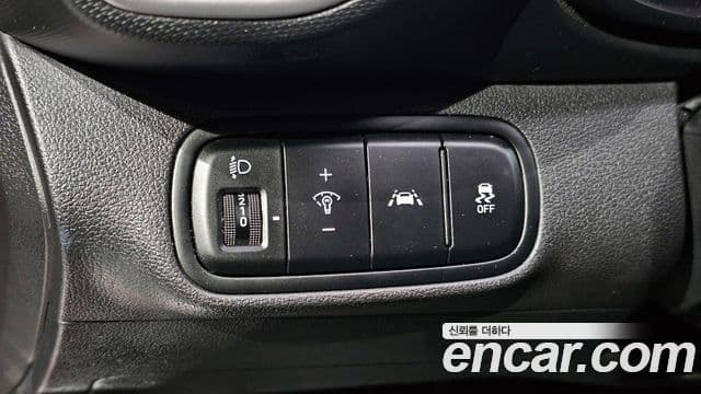 Hyundai Venue 1.6 Smart, 2020 14