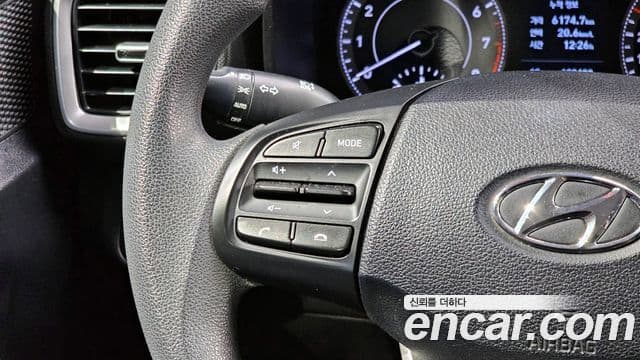 Hyundai Venue 1.6 Smart, 2020 16