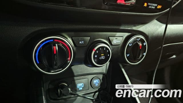 Hyundai Venue 1.6 Smart, 2020 17