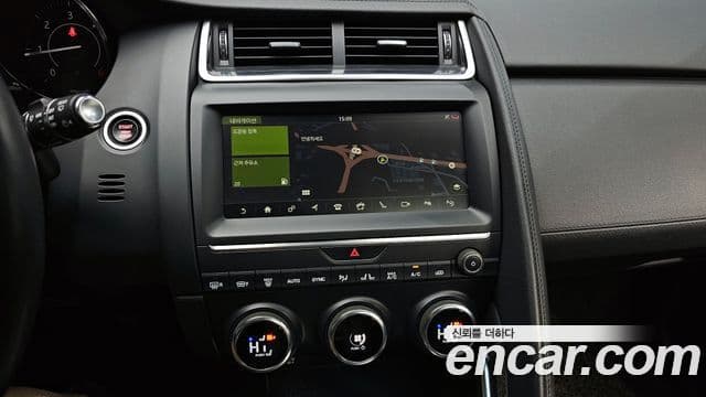 Jaguar E-PACE D180 S, 2019 14