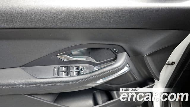 Jaguar E-PACE D180 S, 2019 18