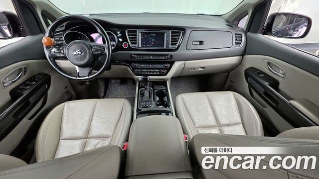 Kia All New Carnival Noblesse, 2015 7