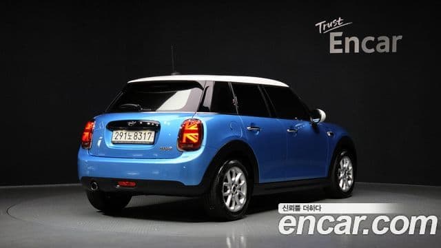 Mini Cooper 3세대, 2019 2