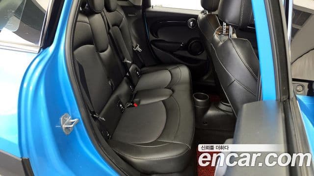 Mini Cooper 3세대, 2019 12