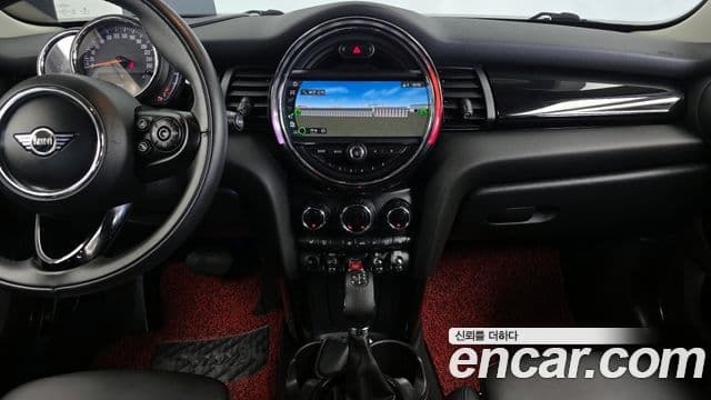 Mini Cooper 3세대, 2019 14