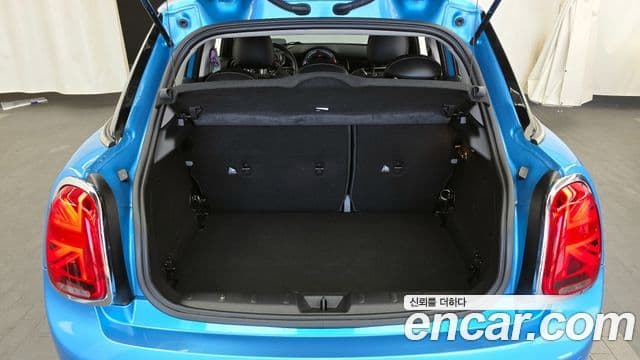 Mini Cooper 3세대, 2019 20