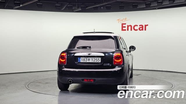 Mini Cooper D 3세대, 2015 4