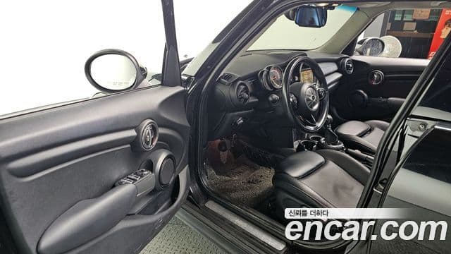 Mini Cooper D 3세대, 2015 10