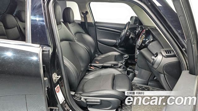 Mini Cooper D 3세대, 2015 11