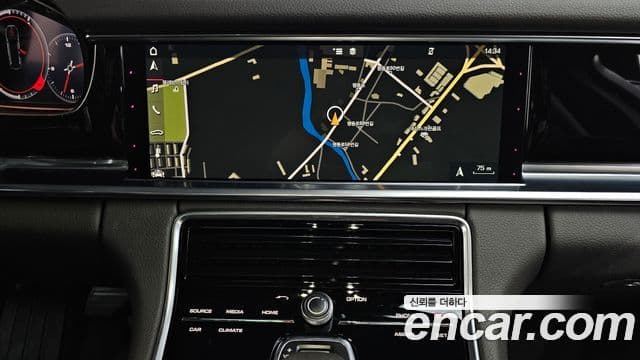 Porsche Panamera (971), 2018 14