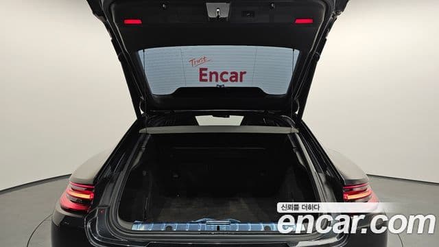 Porsche Panamera (971), 2018 20