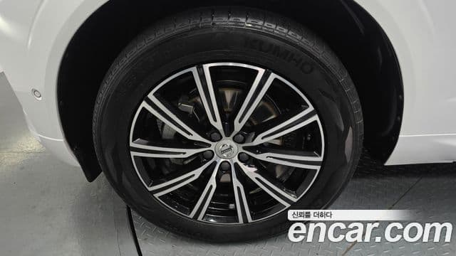 Volvo XC60 2세대 B5 Inscription, 2021 все фото