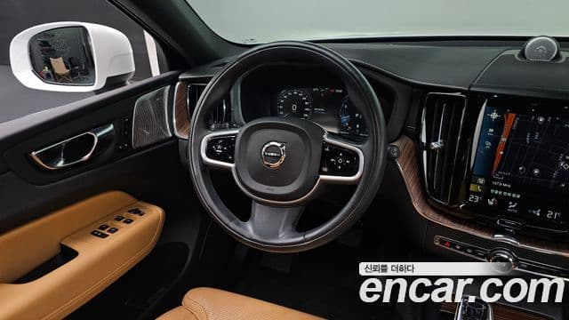 Volvo XC60 2세대 B5 Inscription, 2021 13