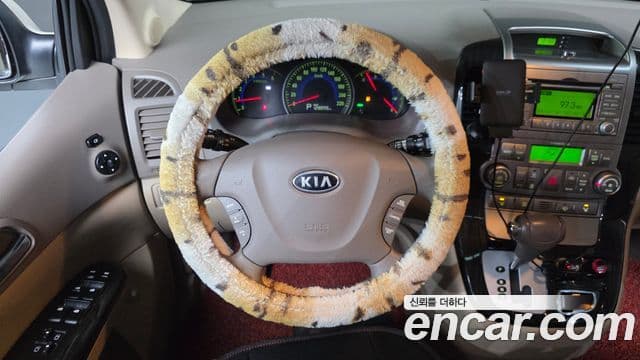 Kia Carnival R R Special, 2011 14