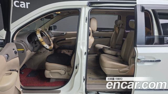 Kia Carnival R R Special, 2011 18