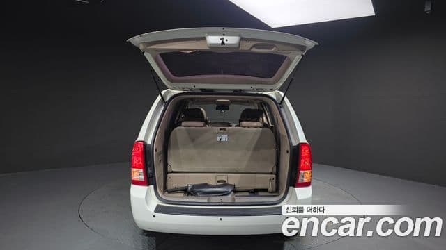 Kia Carnival R R Special, 2011 20