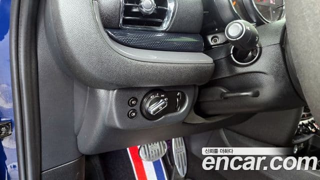 Mini Cooper S 클럽맨 2세대, 2016 16