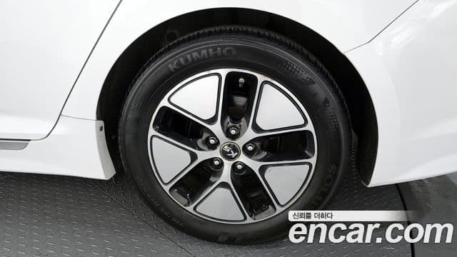 Kia K5 гибрид Noblesse, 2013 все фото