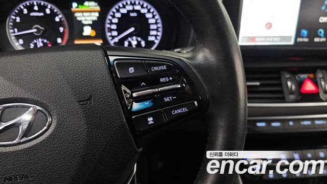 Hyundai Grandeur IG Exclusive, 2018 19