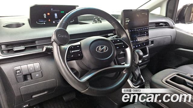 Hyundai Staria Modern, 2023 12