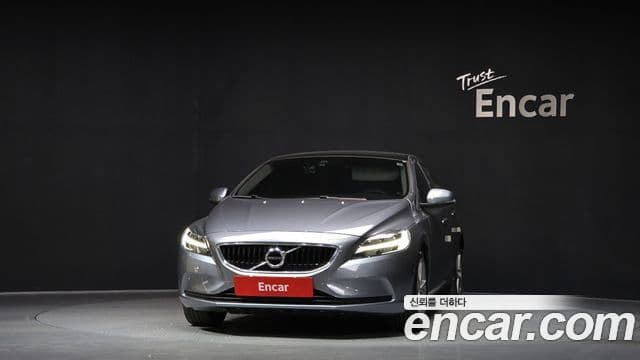 Volvo V40 2세대, 2018 3
