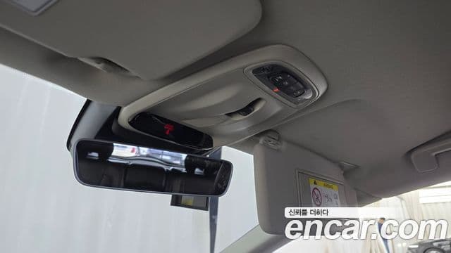 Volvo V40 2세대, 2018 17