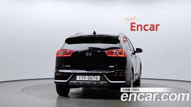 Kia Niro Prestige, 2017 4