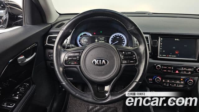 Kia Niro Prestige, 2017 13