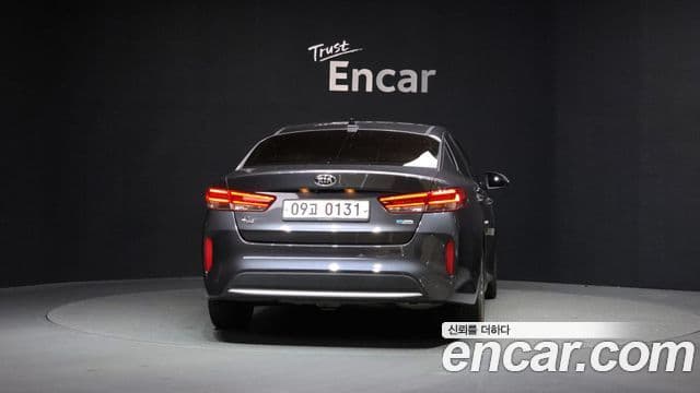 Kia K5 гибрид 2세대 Special, 2017 4