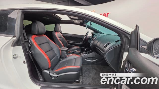 Kia The / новый New K3 купе Noblesse, 2017 10