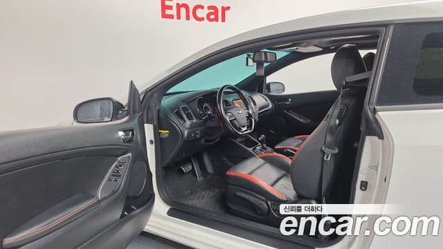 Kia The / новый New K3 купе Noblesse, 2017 12