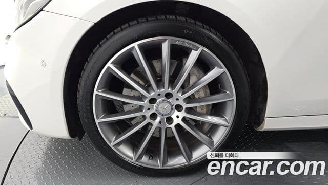 Mercedes-Benz E-класс W213 AMG Line, 2017 все фото