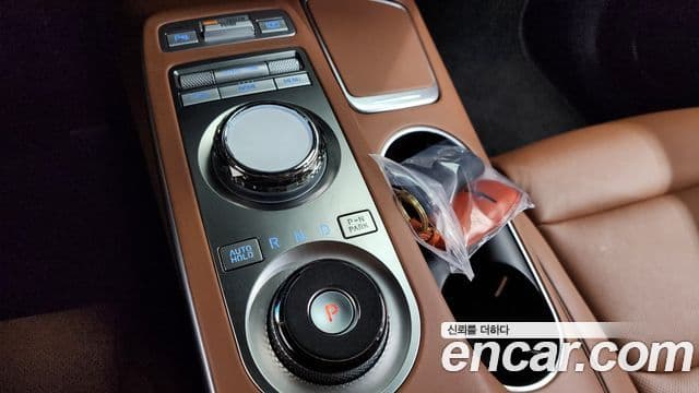 Genesis GV70, 2024 9