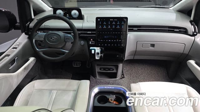 Hyundai Staria Inspiration, 2022 7