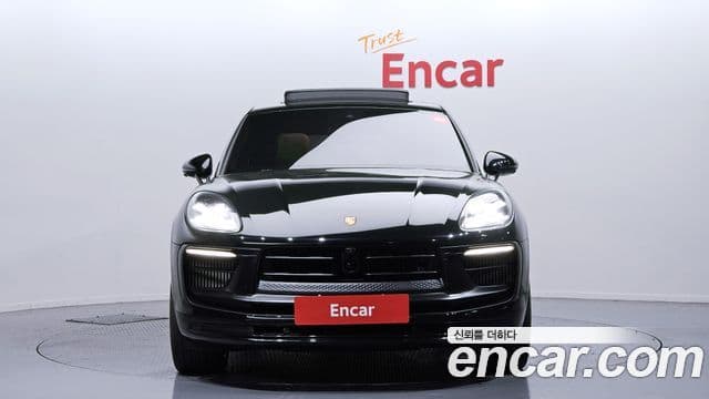 Porsche Macan 95B, 2023 3