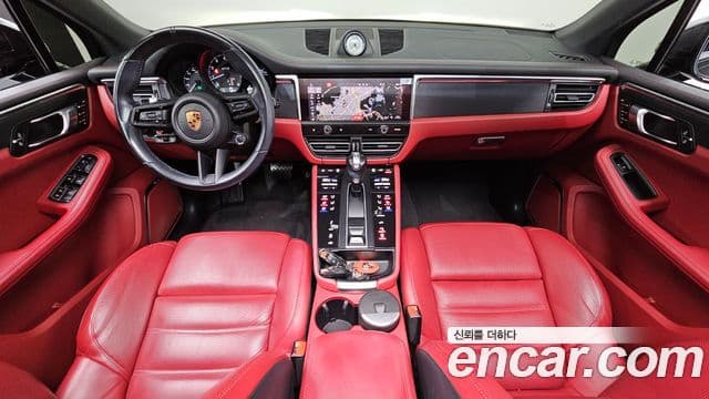 Porsche Macan 95B, 2023 7