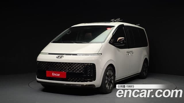 Hyundai Staria Inspiration, 2022 1