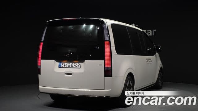 Hyundai Staria Inspiration, 2022 2