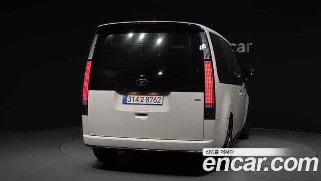 Hyundai Staria Inspiration, 2022 4