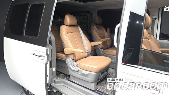 Hyundai Staria Inspiration, 2022 12