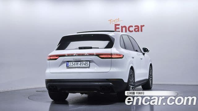 Porsche Cayenne (PO536), 2022 4