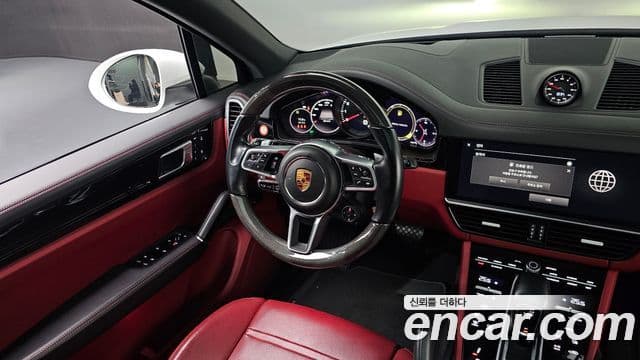 Porsche Cayenne (PO536), 2022 13