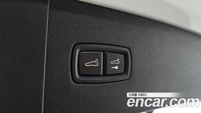 Porsche Cayenne (PO536), 2022 17