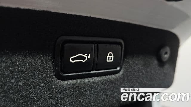 Genesis G70 Elite, 2019 17