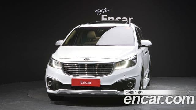 Kia All New Carnival Noblesse, 2017 3