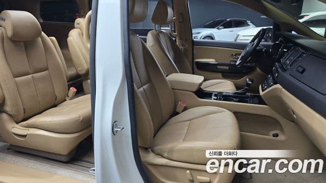 Kia All New Carnival Noblesse, 2017 16