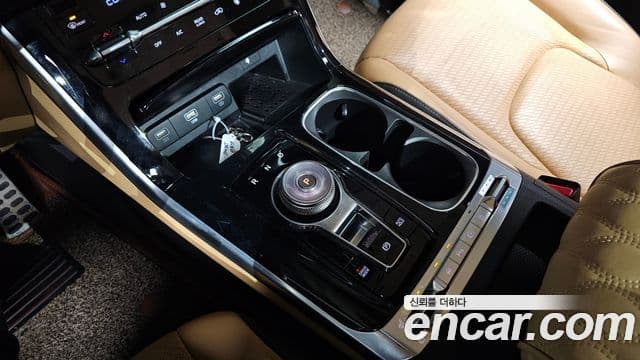 Kia Carnival 4세대 Signature, 2023 9