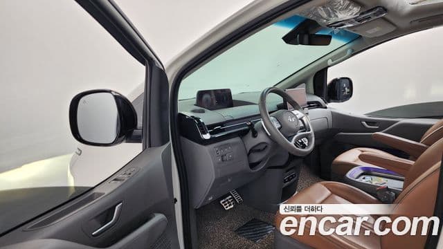 Hyundai Staria Inspiration, 2022 10