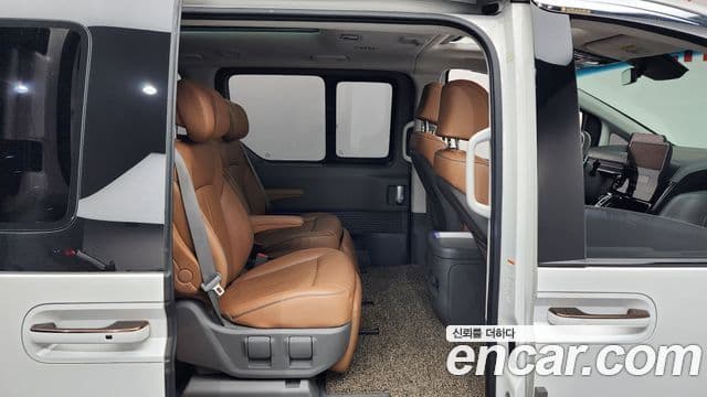 Hyundai Staria Inspiration, 2022 12