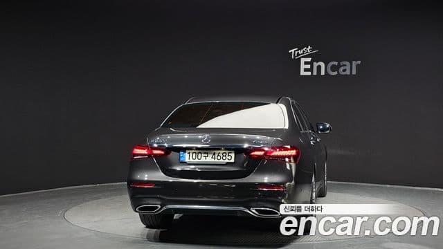 Mercedes-Benz E-класс W213 AMG Line, 2022 4